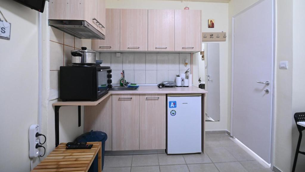 Modern studio at Thessaloniki 3