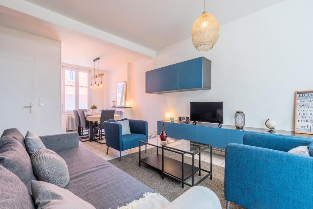 4 BR & 4 bathroom house close to Parc Barbieux 5