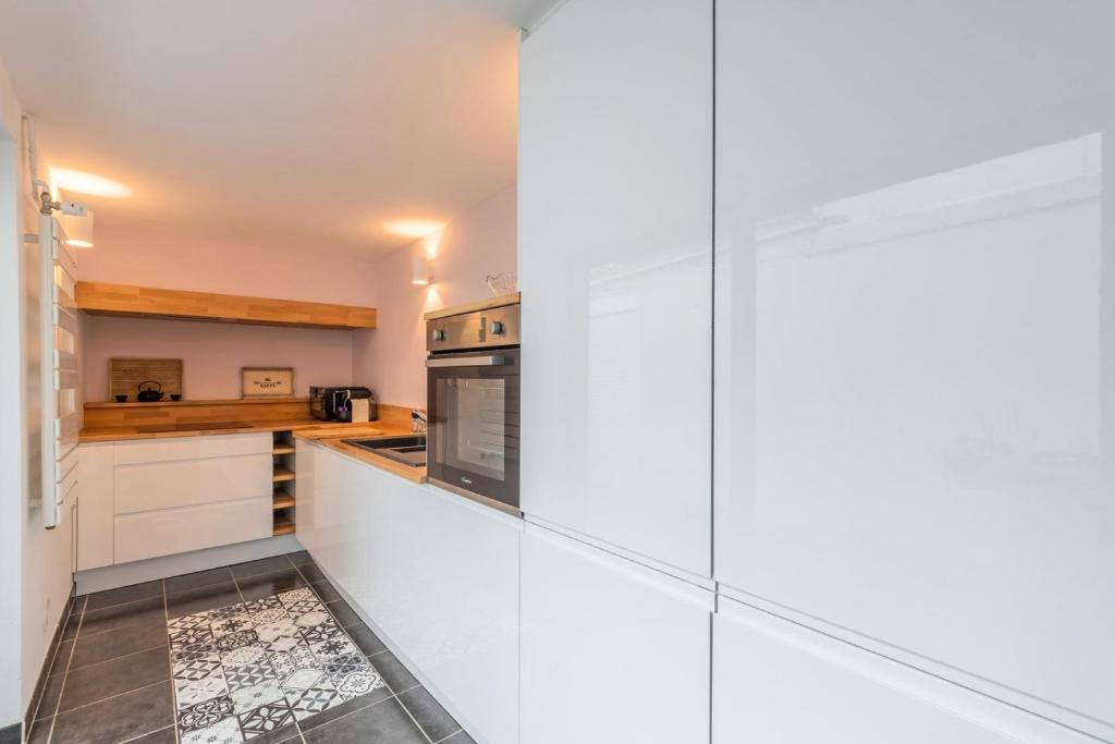 Renovated house with terrace 3 bedrooms 6