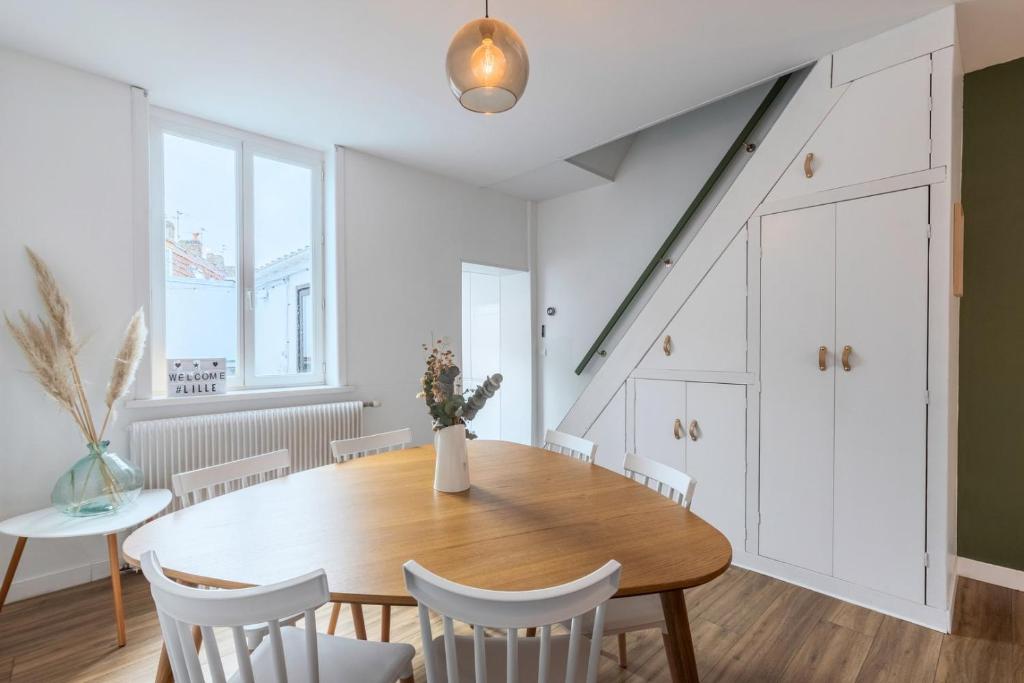 Renovated house with terrace 3 bedrooms 4
