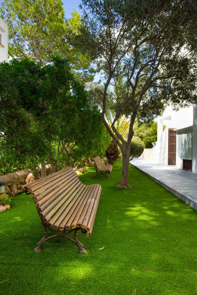FERRERA SUITES 7
