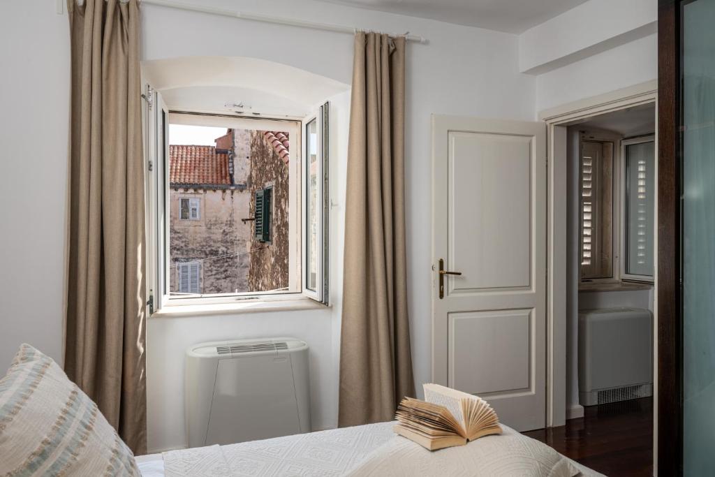 Villa Mirabilis, stunning superior villa, Dubrovnik Old Town 3