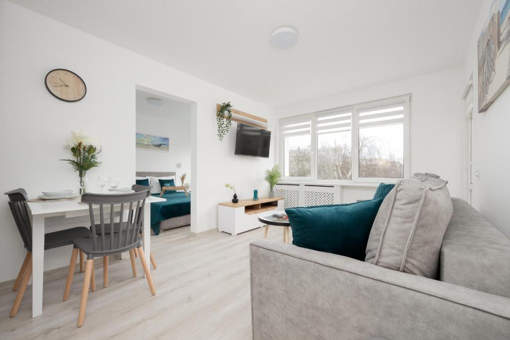 Elegant Apartment in the centre of Gdynia by Noclegi Renters 8