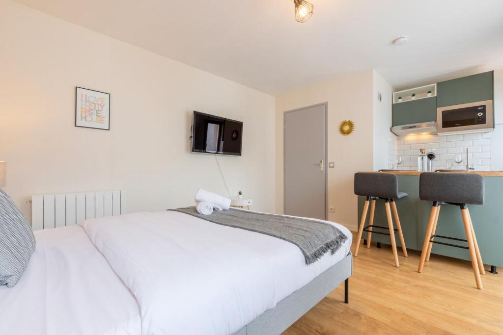 Lille Hypercentre equipped studio for 2 people! 8