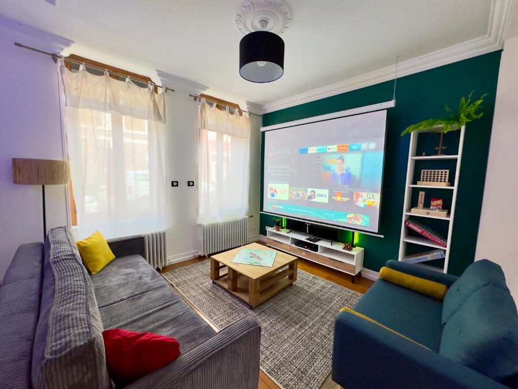 Maison 3ch - Cinéma - Game Room - Parking - Gare 5