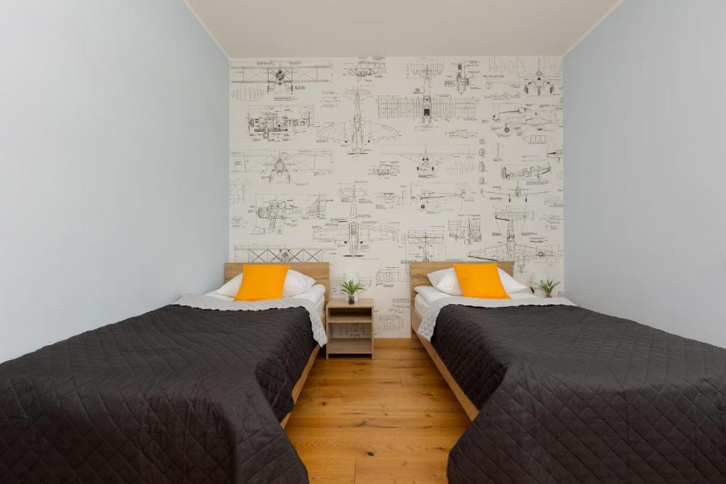 2 Bedroom Apartment Beautiful Green Surroundings Międzyborska Street by Noclegi Renters 5