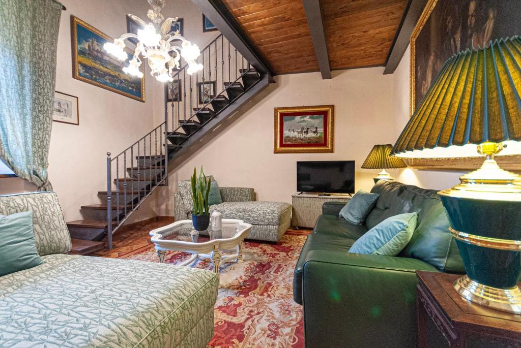 Artist's Suites 5