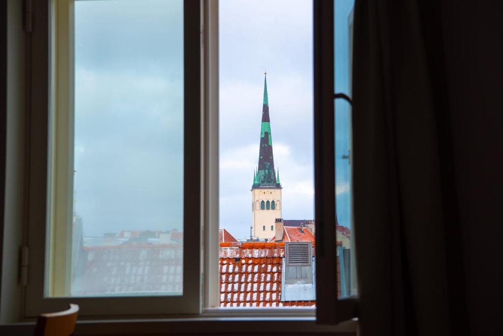 AirHome - Tower Apartment 4
