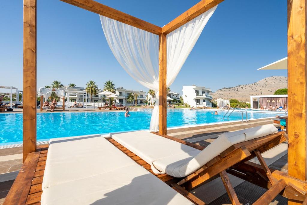 Kamari Beach 6