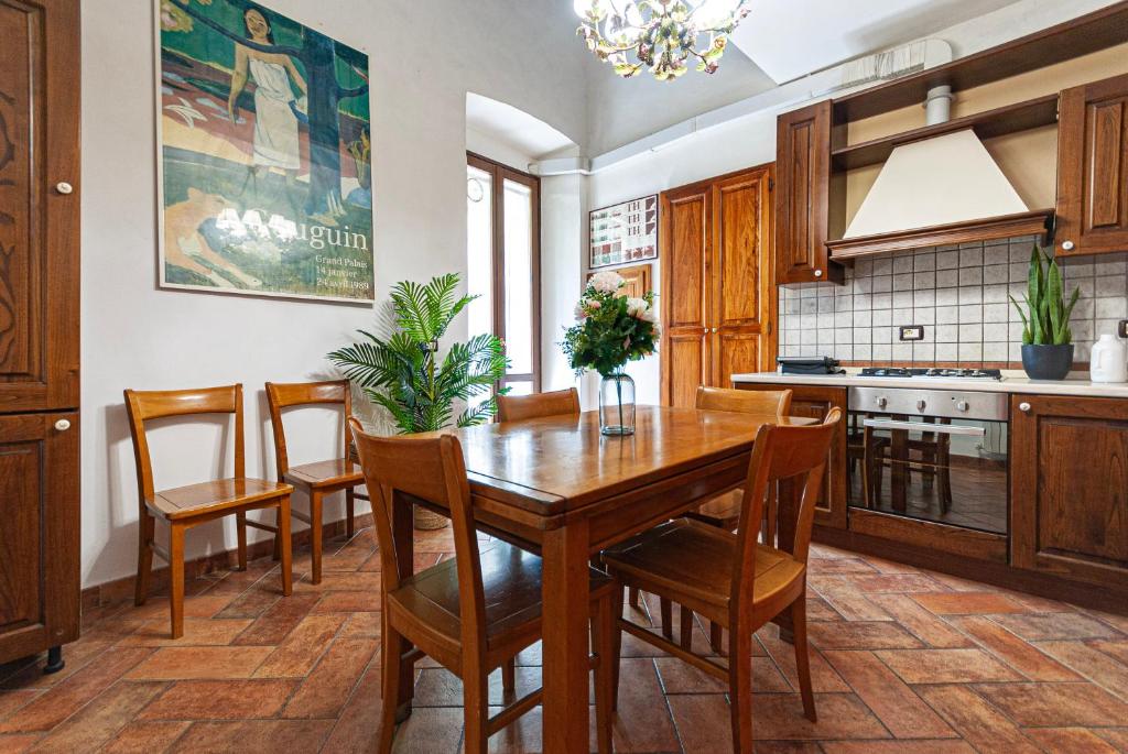 Artist's Suites 4