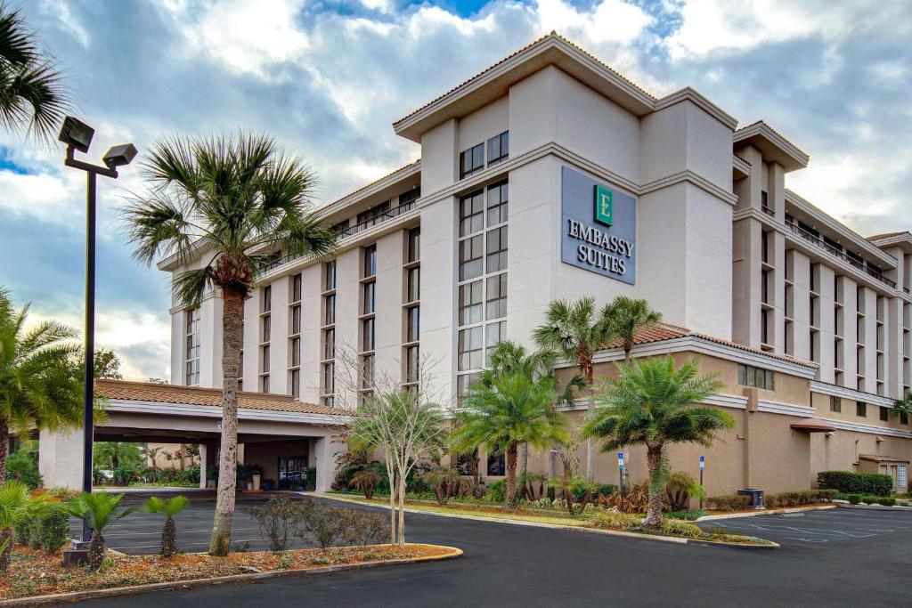 Embassy Suites by Hilton Jacksonville Baymeadows Image