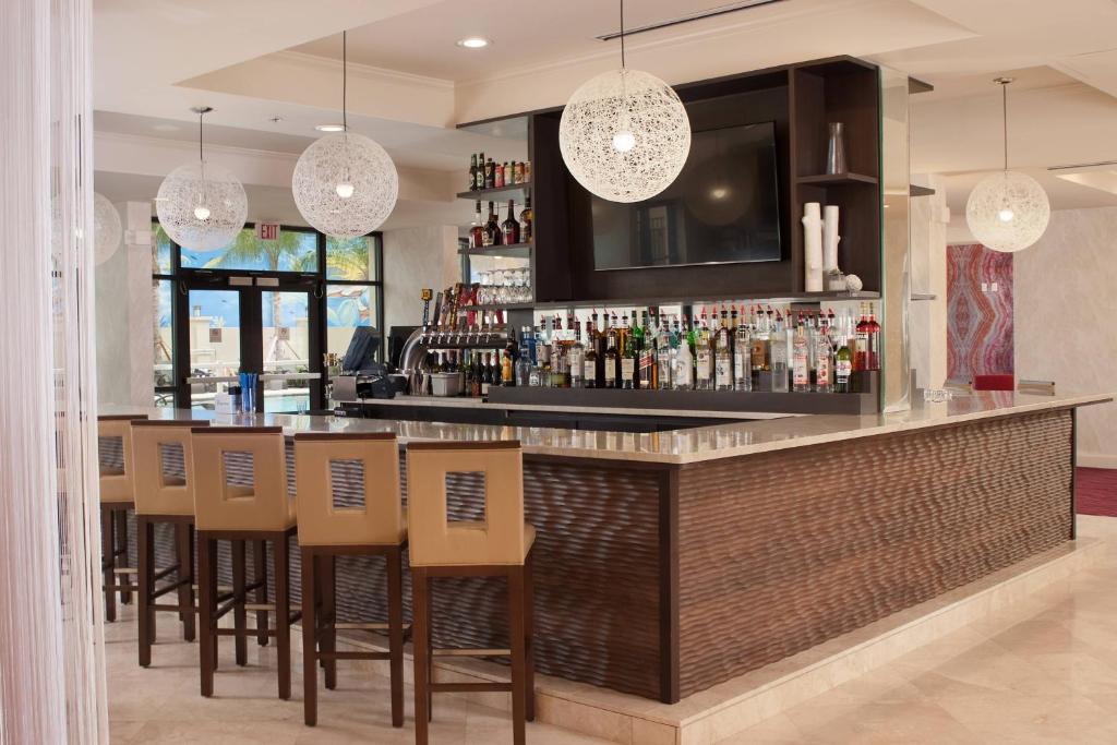 Delta Hotels by Marriott Orlando Lake Buena Vista Image