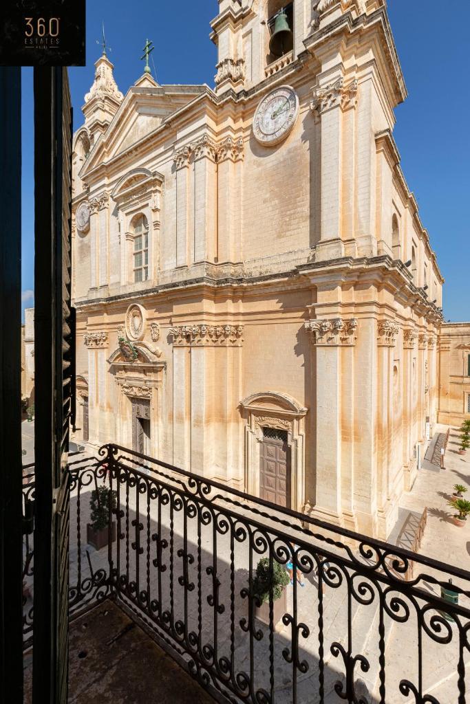 Palazzo EL Cattedrale in historic MDINA by 360 Estates 2