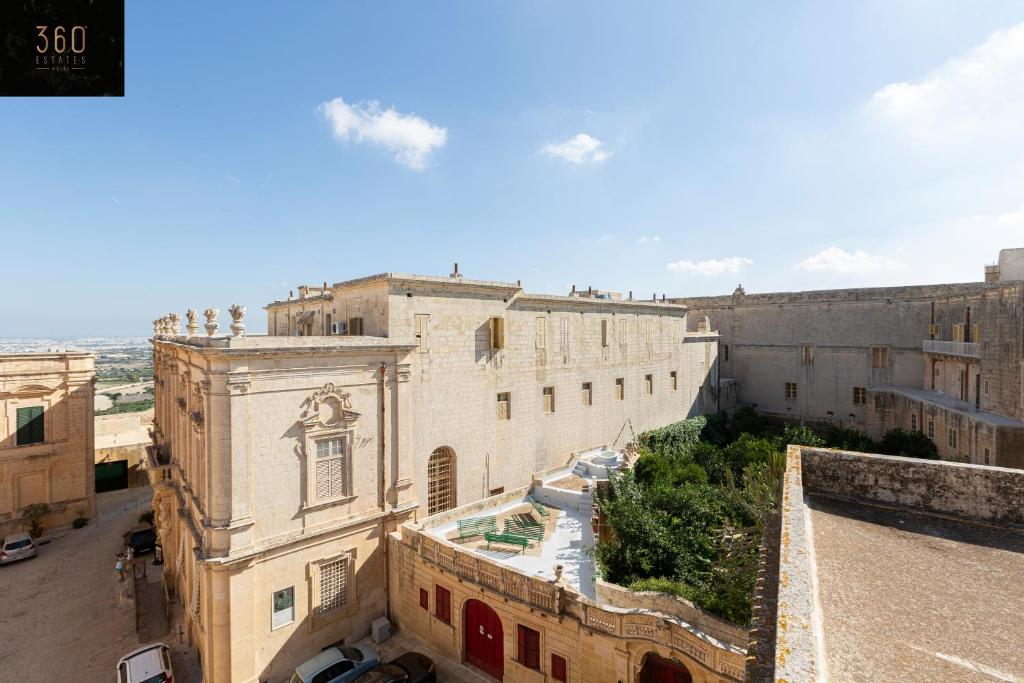 Palazzo EL Cattedrale in historic MDINA by 360 Estates 5