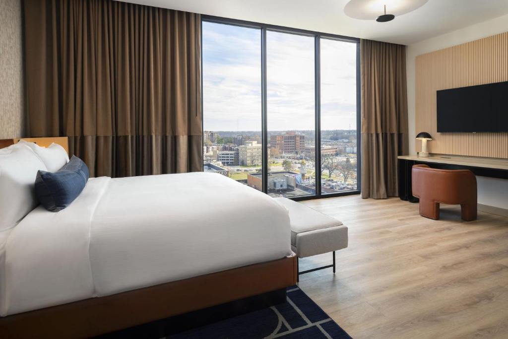 Cascade Hotel, Kansas City, a Tribute Portfolio Hotel Image