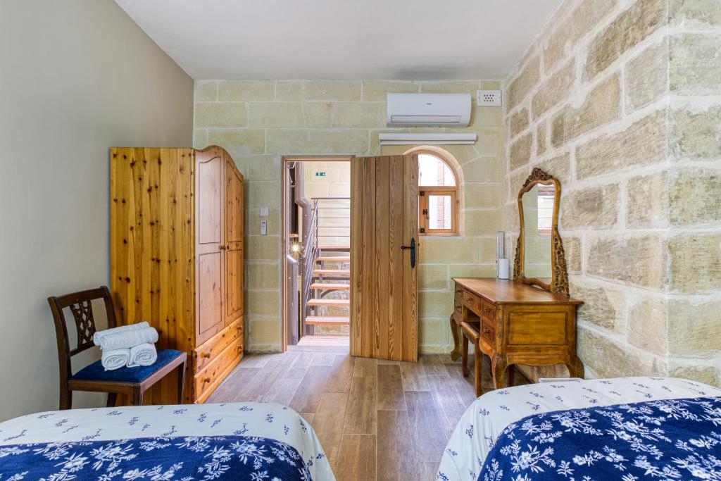 Rb42 - Charming & Historic House 7