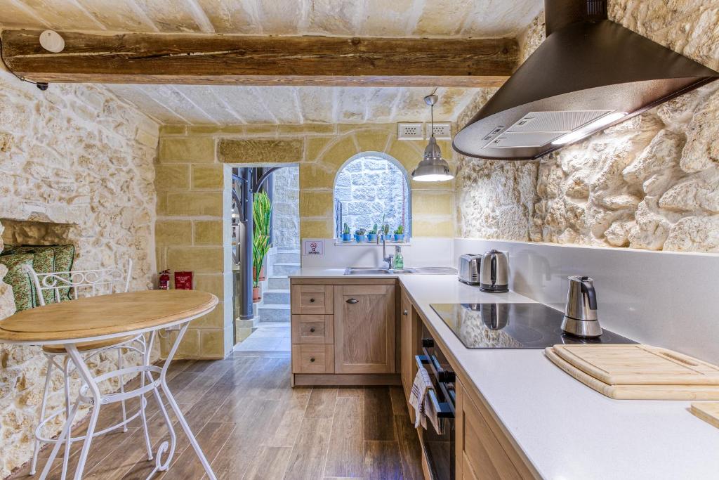 Rb42 - Charming & Historic House 4