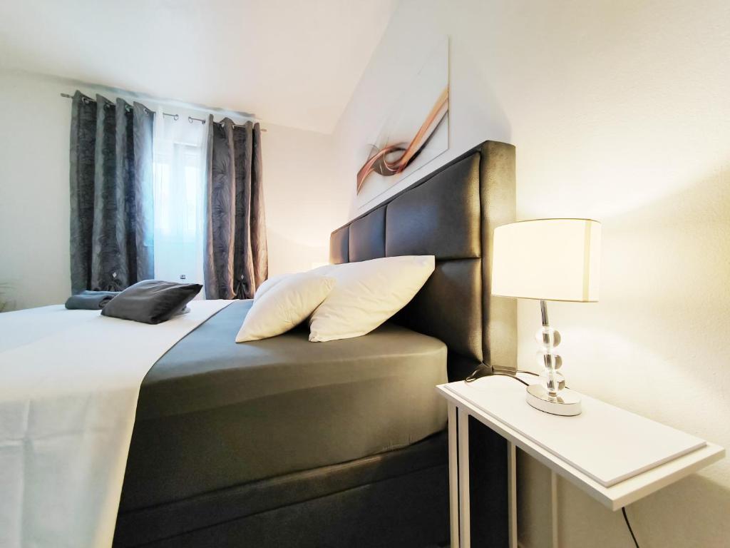 Apartment Toni - Private Parking, Steps to the Beach 7