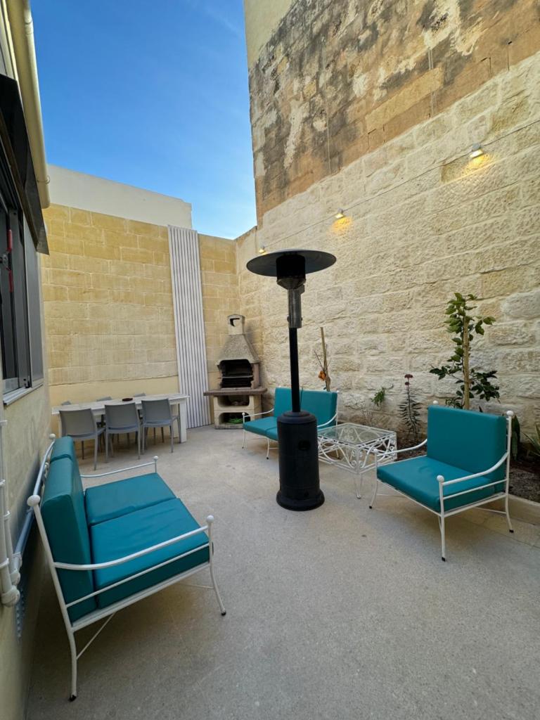 B&S Accommodation 1940 House of Character Żejtun, Malta 6