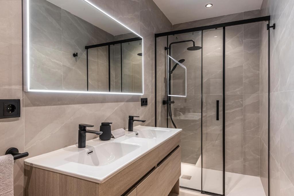 MH Apartments Soho Madrid 7