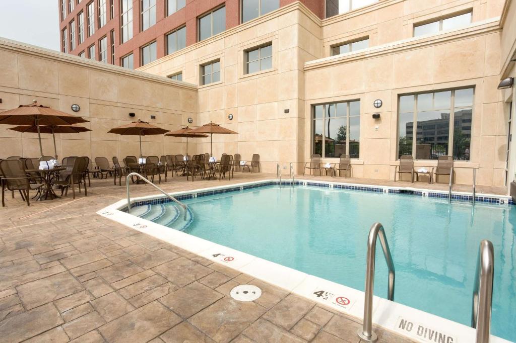 Drury Plaza Hotel Indianapolis Carmel Image