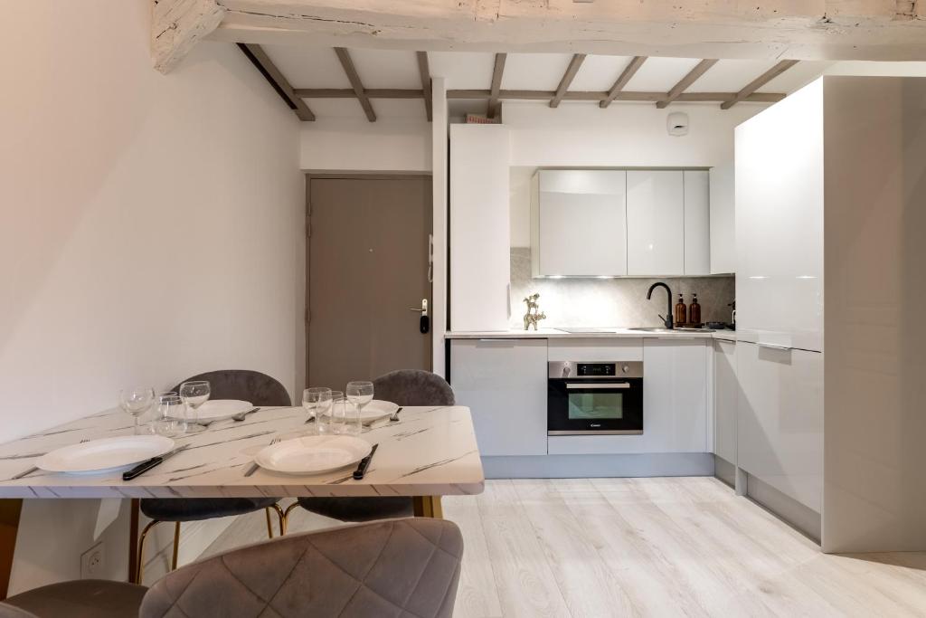 Villa Caron - Appartements haut de gamme avec chambre hyper centre 4