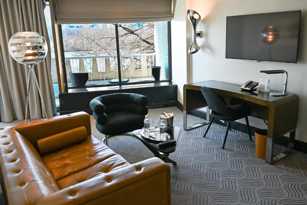 The Watergate Hotel Georgetown Image