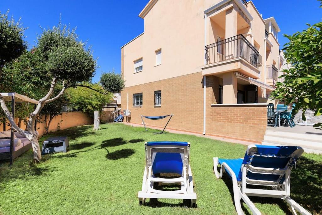 Adosado con jardín en los Xalets de Salou 1