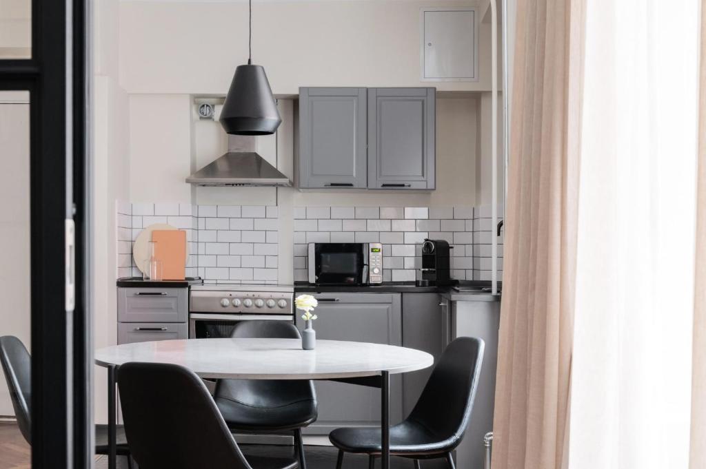 The Brewer apartments by Daniel&Jacob's 3