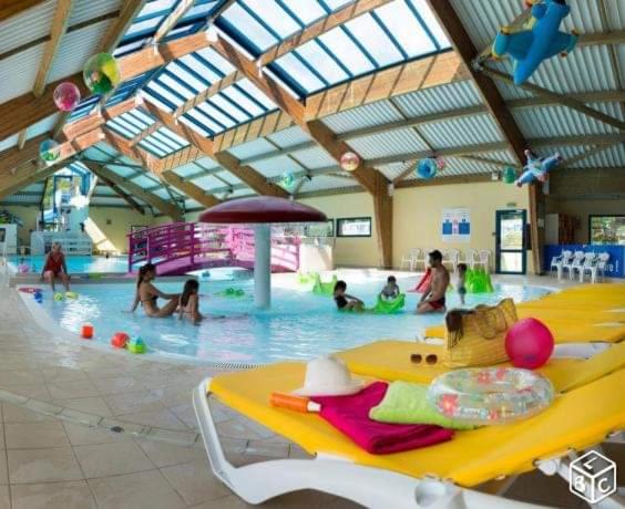 Photo de la galerie de l'établissement Mobil-home 6/8 personnes au Domaine de Kerlann, Pont-Aven, à Pont-Aven