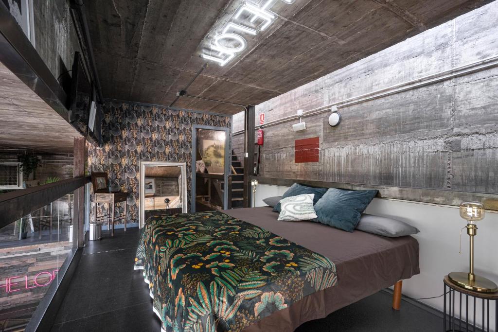 THE LOFT - with private pool & jacuzzi 2
