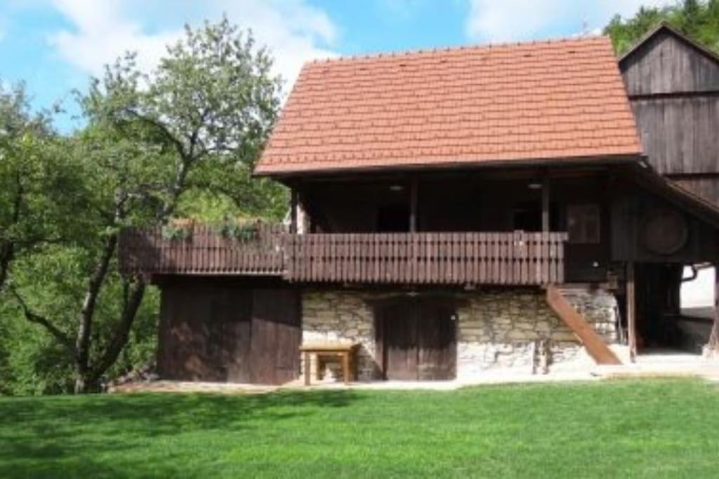 Wooden love nest 5