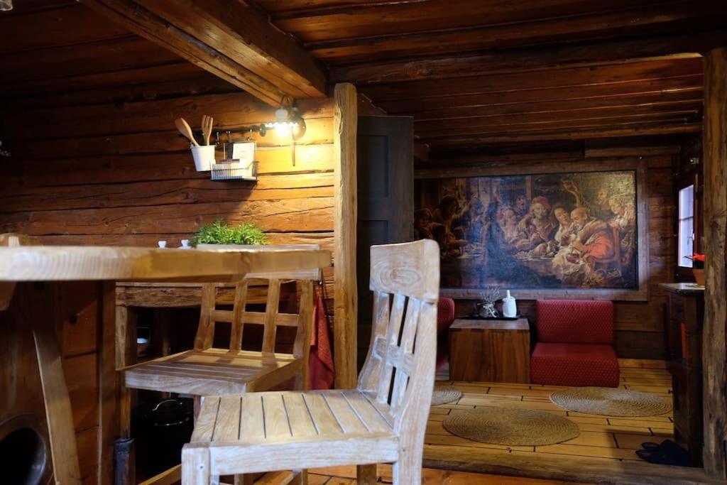 Wooden love nest 4