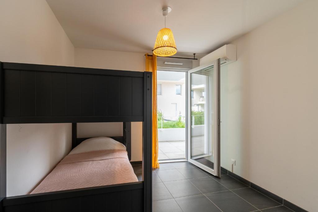 Appartement 70 m2 climatisé avec balcon et parking 8