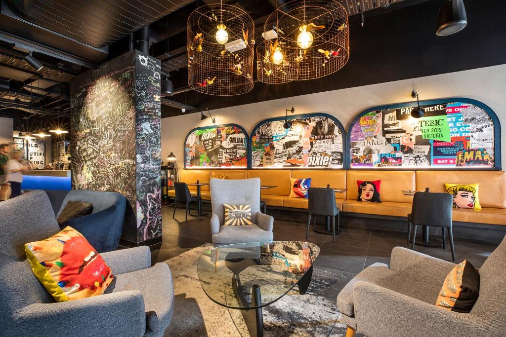 Ink Hotel Melbourne Southbank Image