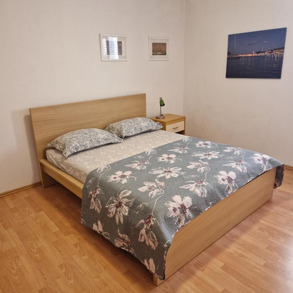 Apartments Marinko 5