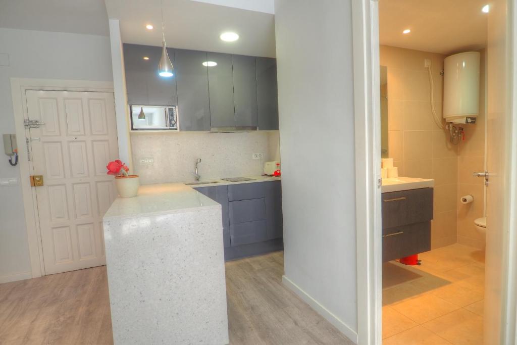 Orquidea Apartment by Hello Homes Sitges 3