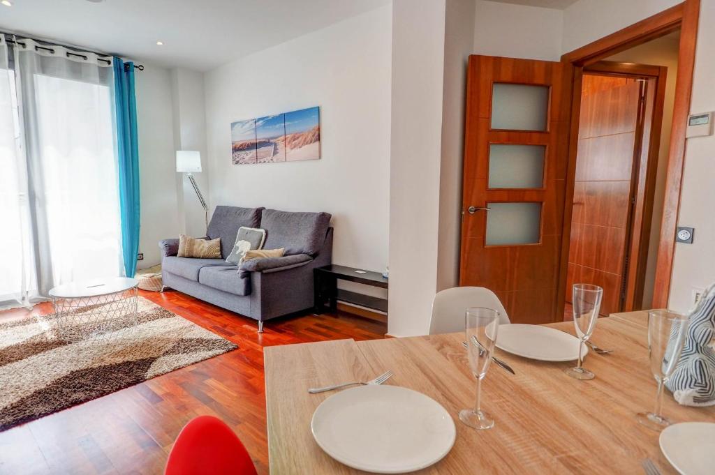 Seaside April Apartment by Hello Homes Sitges 7