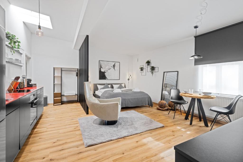 Stylish Tiny City House 8