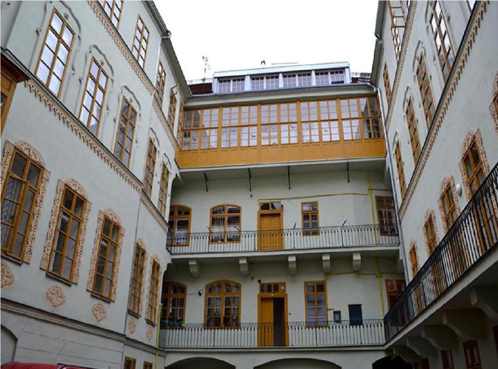 Ruterra Apartment Charles Bridge 6