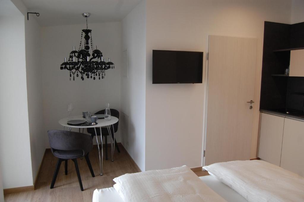 myQuartier Luxury Hideaways digital self check in 5