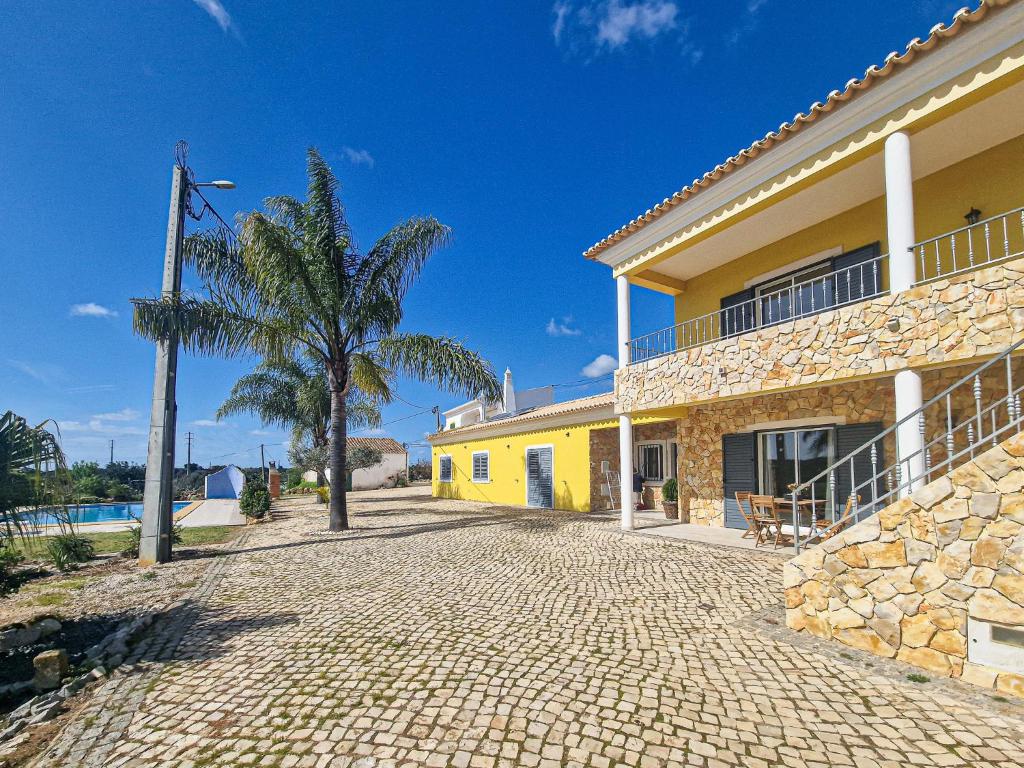 Quinta do Bravo - Swimming Pool - BY BEDZY 7