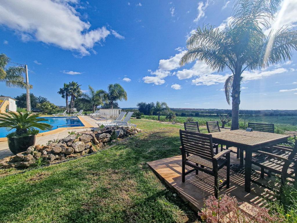 Quinta do Bravo - Swimming Pool - BY BEDZY 4