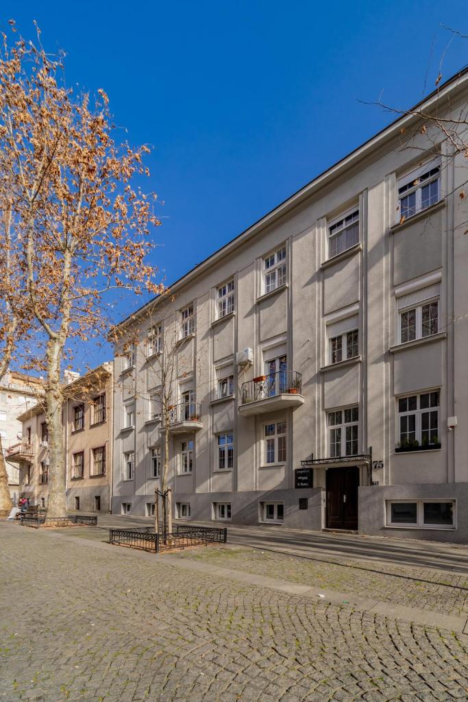 Passpartu Apartments 2