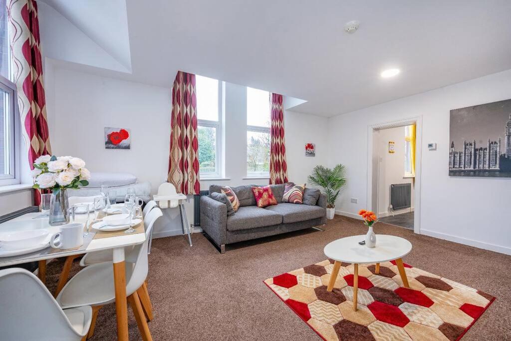 *F18GH* For relaxed & Cosy stay/Free Parking/WiFi 3