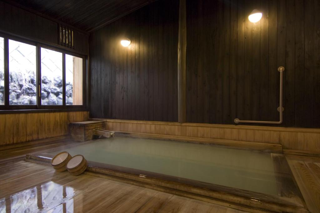 Photo de la galerie de l'établissement Ekinariya Ryokan, à Kusatsu