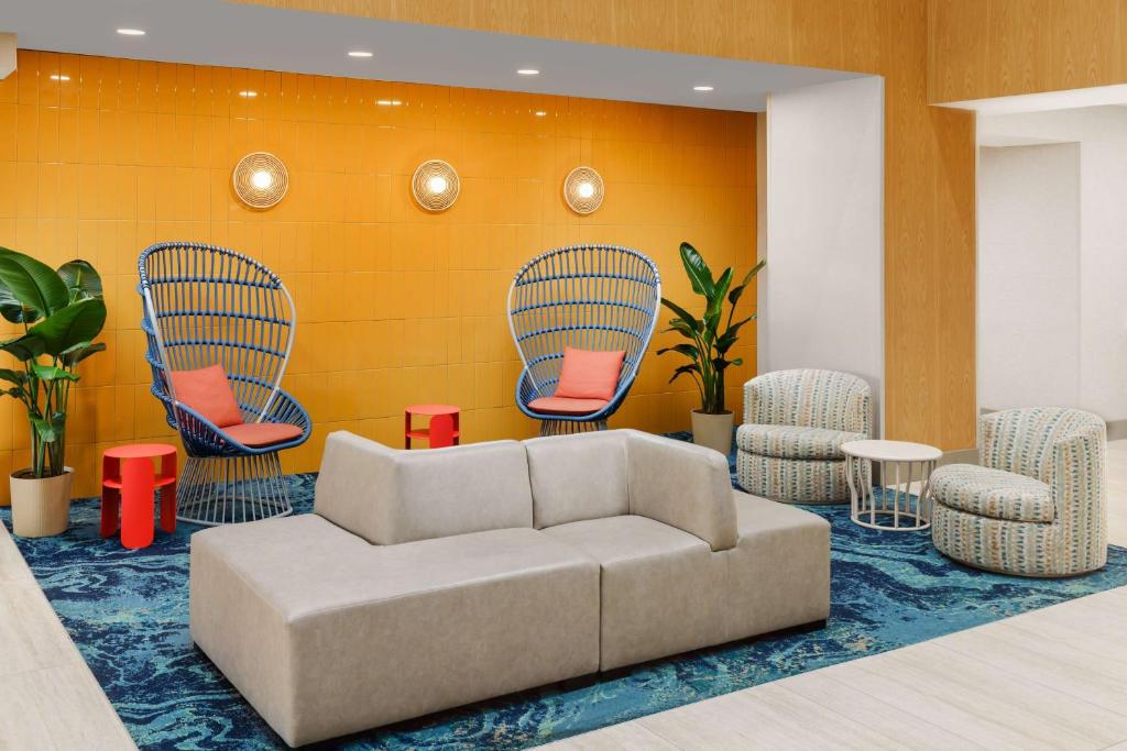 Hyatt Place across from Universal Orlando Resort Image