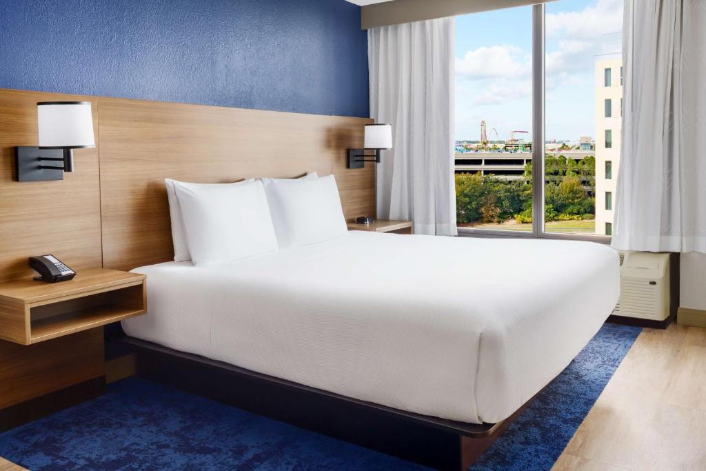 Hyatt Place across from Universal Orlando Resort Image