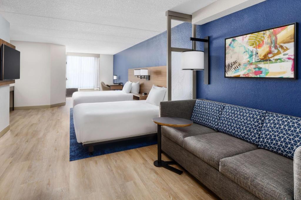 Hyatt Place across from Universal Orlando Resort Image