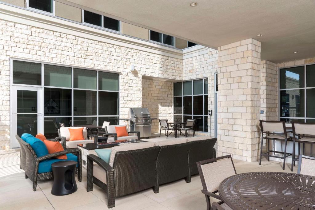 Hyatt House Austin/Downtown Image